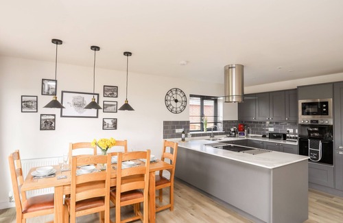 Llanfechell House | THE HAWTHORNS, pet friendly, with open fire in Llanfechell