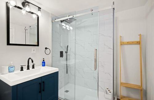 Peoria Heights House | The Heights Nook Peaceful Getaway with a Den