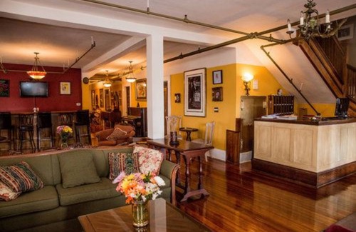 Hendersonville Bed & Breakfast | The Henderson