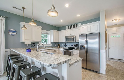 Brimfield House | The Heron House @Waldron Lake