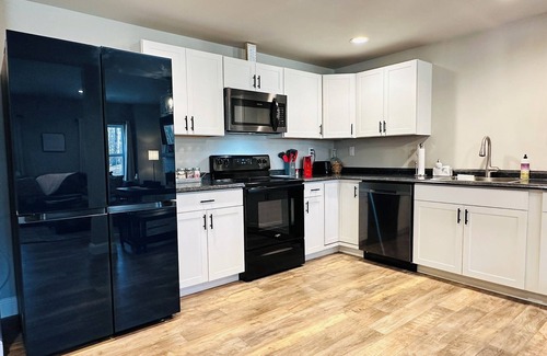 Treloar Apartment | The Hidden Gem - 2BR Basement Apartment on 7 Acres