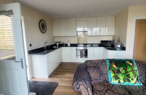 Symonds Yat Cabin | The Hideaway at Symonds Yet with Hot Tub