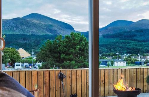 Newcastle House | The Hikers House - Award Winning 5 Star Retreat