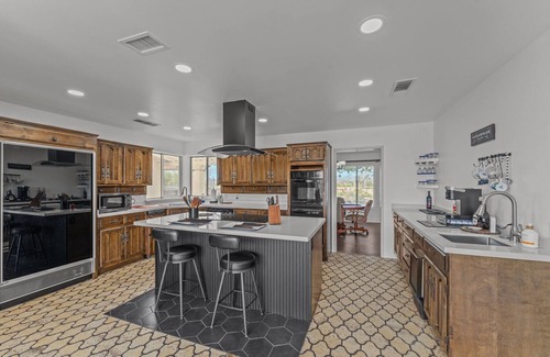 Wickenburg House | The Hillside Oasis with fantastic views