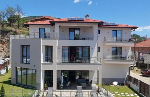 Ognyanovo House | The Hillside Villa