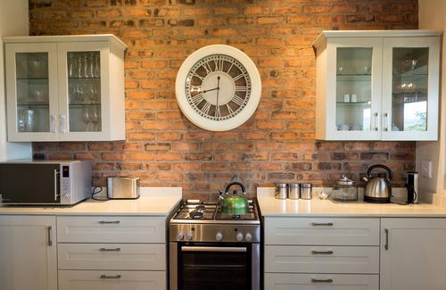 Merrivale House | The Hilton Bush Lodge