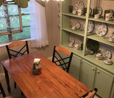 Chappell Hill House | The Hoffmann Vacation Rental Bed & Breakfast