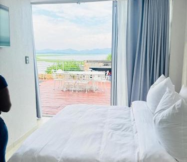 Kosmos House | The Holiday House Harties