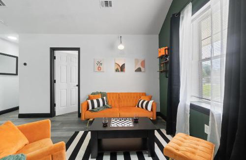 Northeast Pensacola House | The Hosta Hangout - A Luxury Central Haven