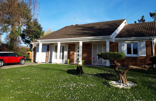 Mennecy House | The house benefits from a large garden, swimming pool it is located 35 KM from PARIS