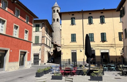 Citta di Castello Apartment | THE HOUSE IN THE LITTLE SQUARE
