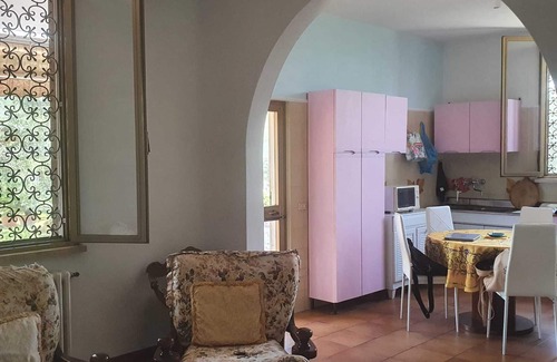 Querceta House | THE HOUSE OF THE OLIVE GARDEN - QUERCETA - FORTE DEI MARMI