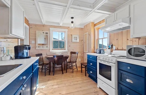 Terra Nova House | The Howard House Daniels Cove