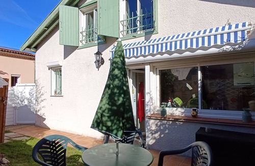 Mercus-Garrabet Villa | The hut at the bottom of the garden