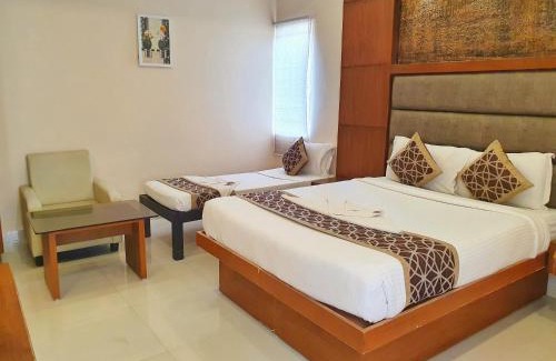 Periamet Hotel | The Hydel Park - Business Class Hotel - Near Central Railway Station