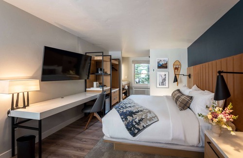 Incline Village Hotel | The Incline Lodge