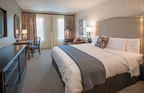 Clemson Hotel | The Inn at Patrick Square