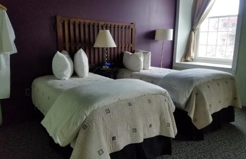 Little Falls Bed & Breakfast | The Inn at Stone Mill