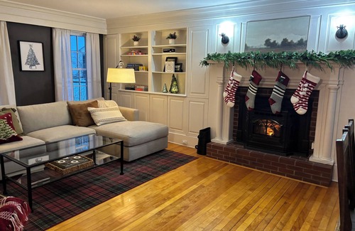 Jefferson Bed & Breakfast | The Inn Crowd Bed and Breakfast