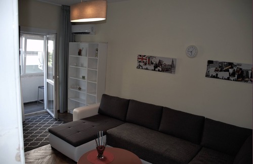 Bucharest City-Centre Apartment | The Interbellic Flat