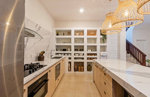Dyanapura Villa | The Interlude 3 Bedroom Villa Full Staff In Prime Location