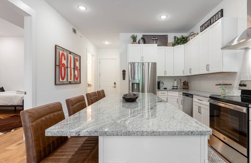 Inglewood Condo | The Jack Daniel's Suite - East Nashville Condo