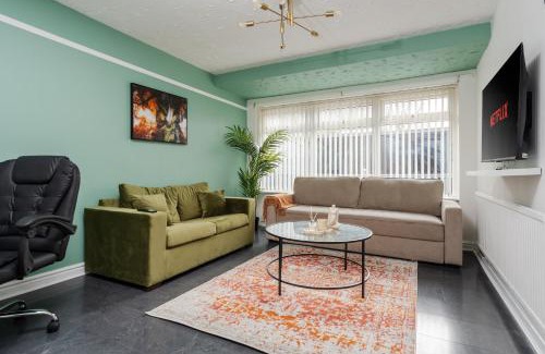 Manchester House | The Jade - Pool Table - Man Utd - City Centre - 4bd