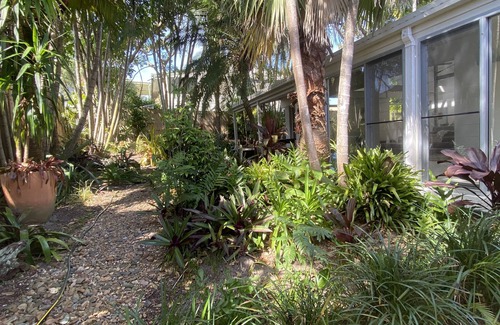 Coolum Beach House | The Jungalow Beach House ☼ Child & Dog Friendly