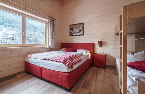 Kaprun Ski Chalet | The Kaprun Edition West CD in Kaprun