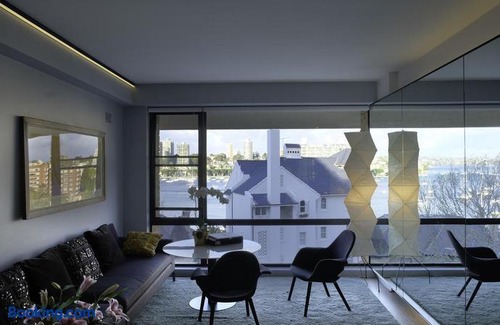 Elizabeth Bay Apartment | The KC Elizabeth Bay