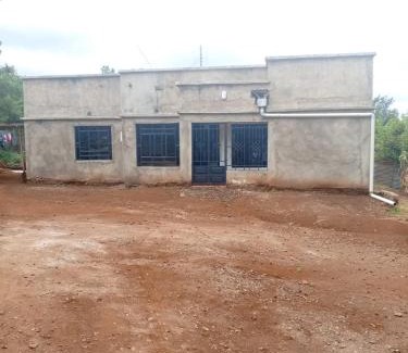 Meru House | The Kenyan Handbuilt Haven