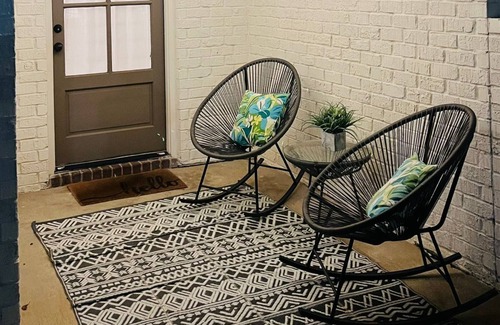 Oxford Apartment | The Kiffin, Fall Season Sale!