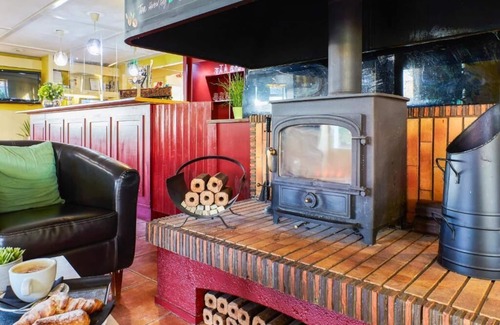 Wakefield Hotel | The Kiln Hotel Part of AG Collection