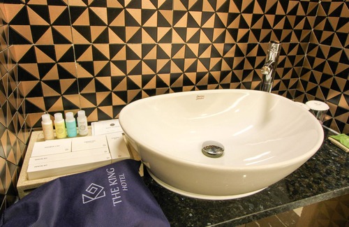 Yeonje-Gu Hotel | The King Hotel