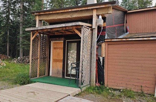 Hinton Cabin | The Knotty Pine Loft
