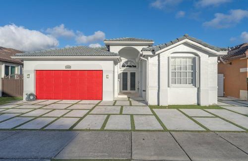 Tamiami House | The Lake house 305 , Perfect Sunset