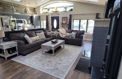 Smyrna House | The Lake Lodge Estate at Big Pine Island