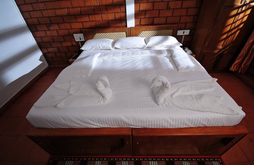 Champakulam Resort | The Lake Resort by Maat Hotels