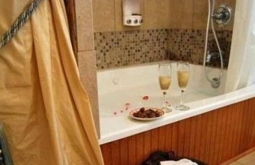 Canyon Lake Bed & Breakfast | The Lakehouse Bed & Breakfast