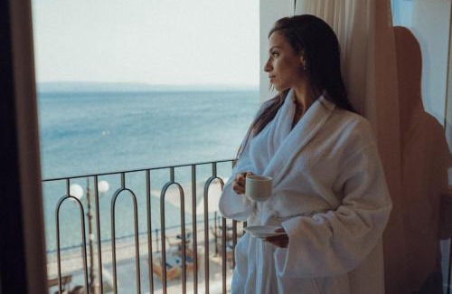 Limni Hotel | The Lakehouse