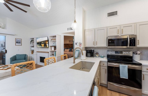 Lake Havasu City Condo | The Lakeshore Village Haven