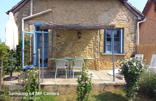 Montignac Villa | The Lascaux Hibiscus gîtes