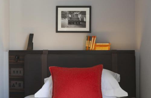 Pembridge Hotel | The Laslett