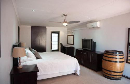 Benoni Bed & Breakfast | The Lazy Grape Guest Lodge & Spa