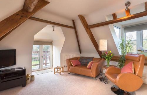 Malmesbury House | The Leat at Wynyard Mill