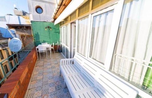 Taksim Apartment | The Legendary Taksim FunHouse