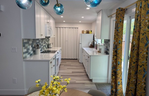 Eagle House | - The Lemon Drop - only 2 minutes to historic downtown Eagle!