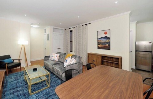 Kips Bay Apartment | The Lexy V Vibe 8631