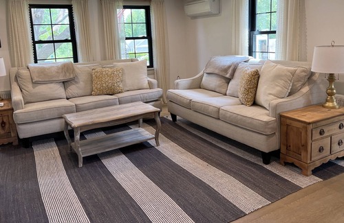 Lincolnville Other | The Lincolnville House, farmhouse , hot tub 2 min to beach 6 min to Camden