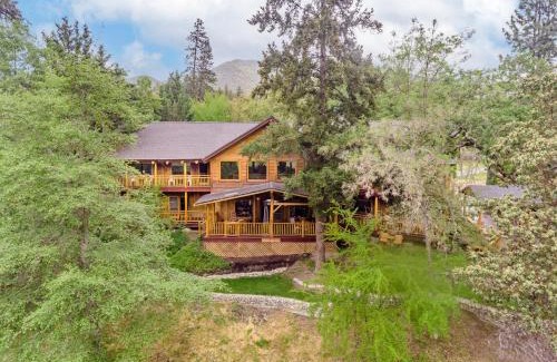 Murphy Hotel | The Lindsay Lodge